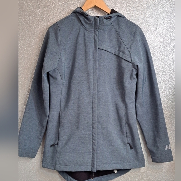 New Balance Women's Zip Up Hooded Jacket - Picture 1 of 5